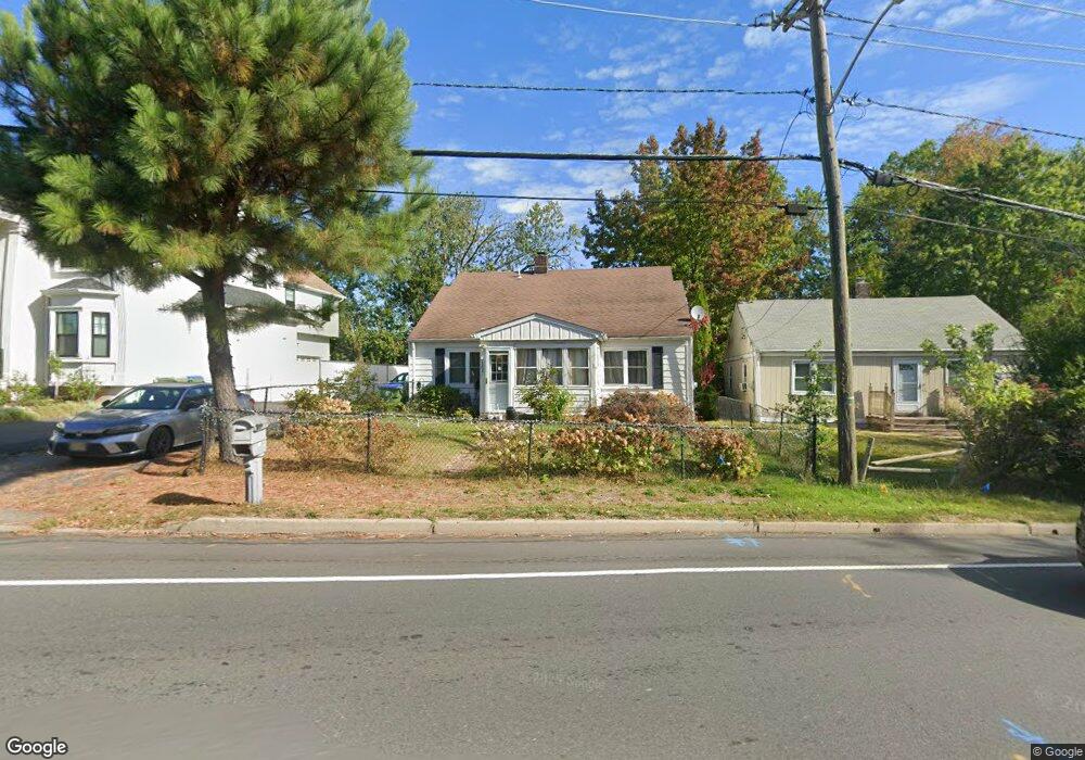 162 Parsonage Rd, Edison, NJ 08837 - photo 1