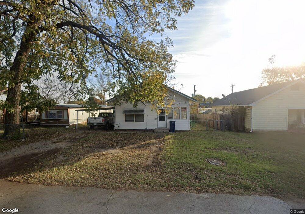 307 N Division St, Cleveland, OK 74020 - photo 1