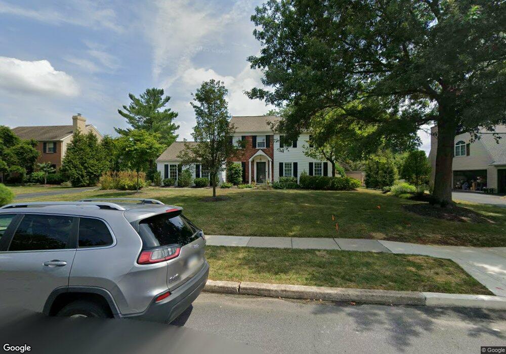 325 Evergreen Dr, North Wales, PA 19454 - photo 1