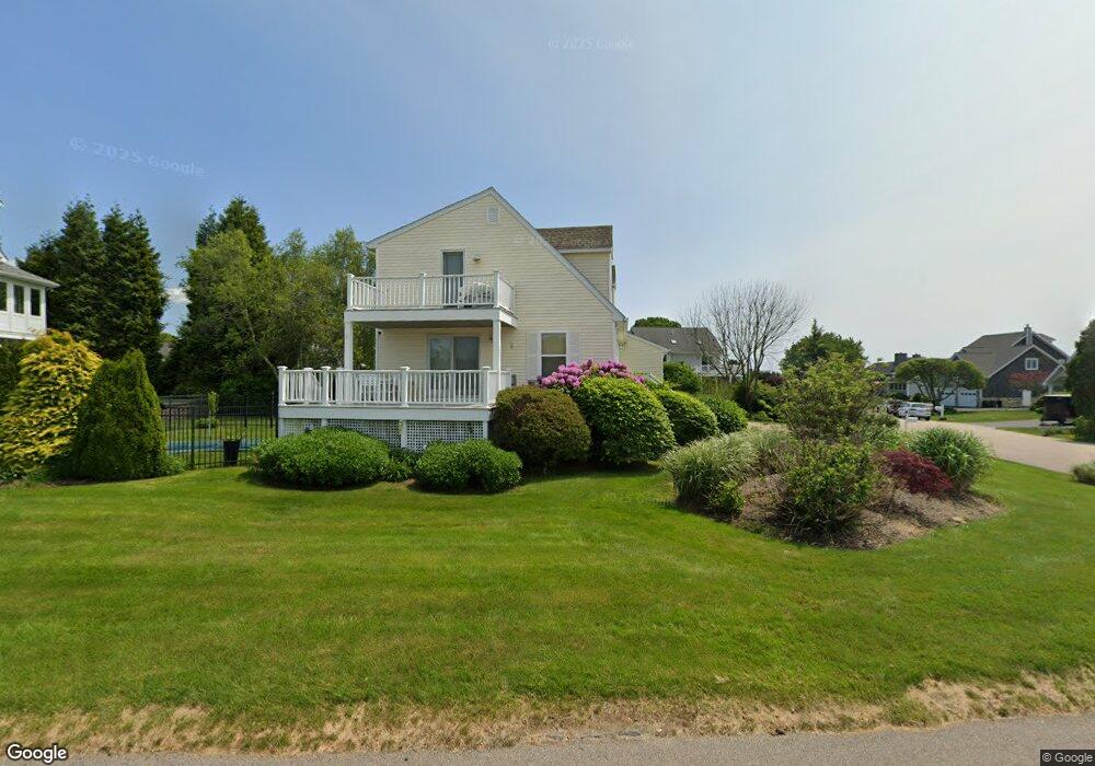 18 W Fairway Ave, Westerly, RI 02891 - photo 1