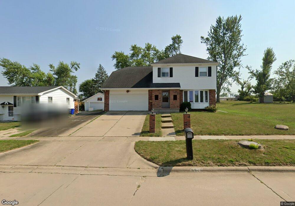 3515 Sue Ln NW unit B, Cedar Rapids, IA 52405 - photo 1