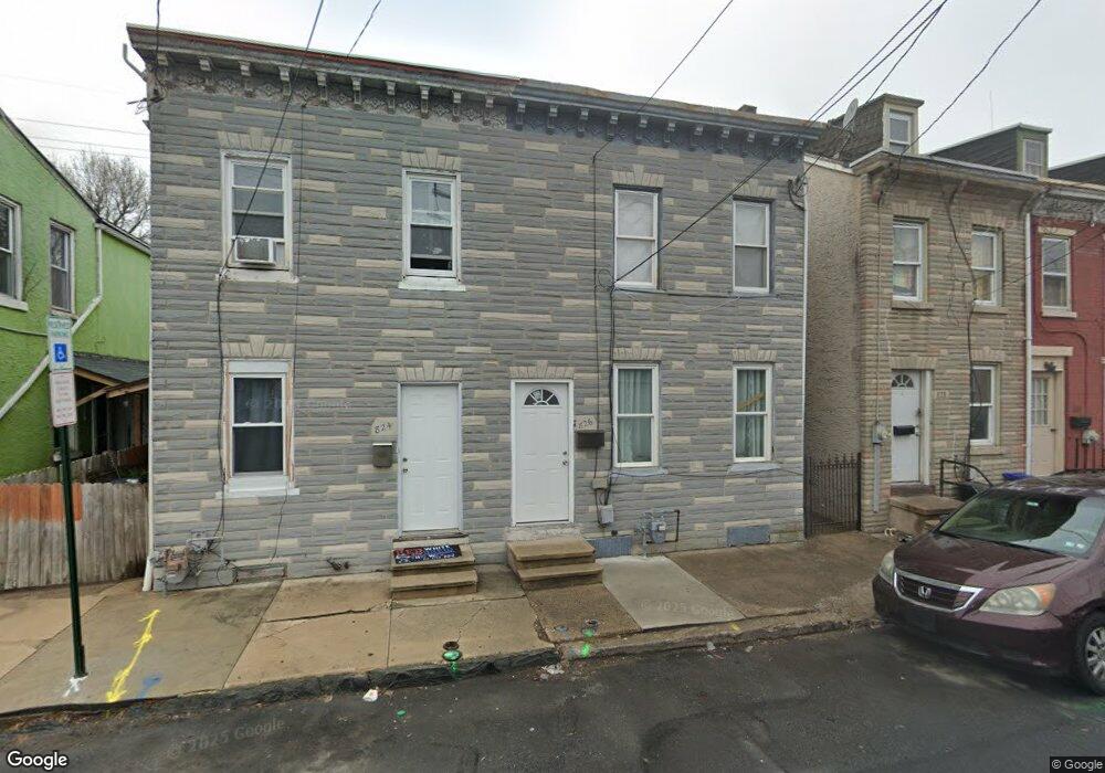 826 Nicolls St, Reading, PA 19604 - photo 1