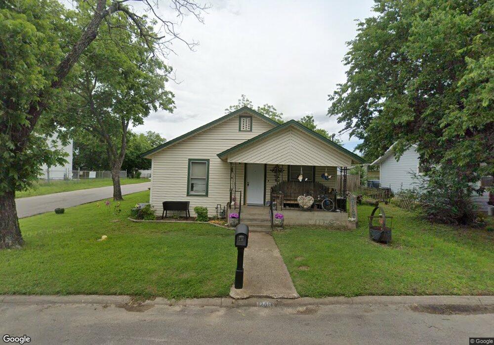 240 Huron St, Cleburne, TX 76031 - photo 1