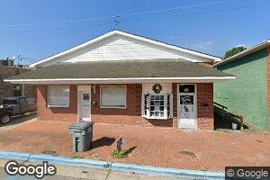 106 N King St, Windsor, NC 27983