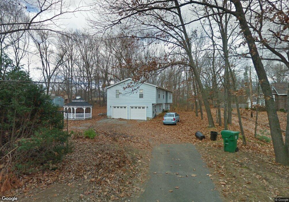 34 Everett St, Chicopee, MA 01020 - photo 1