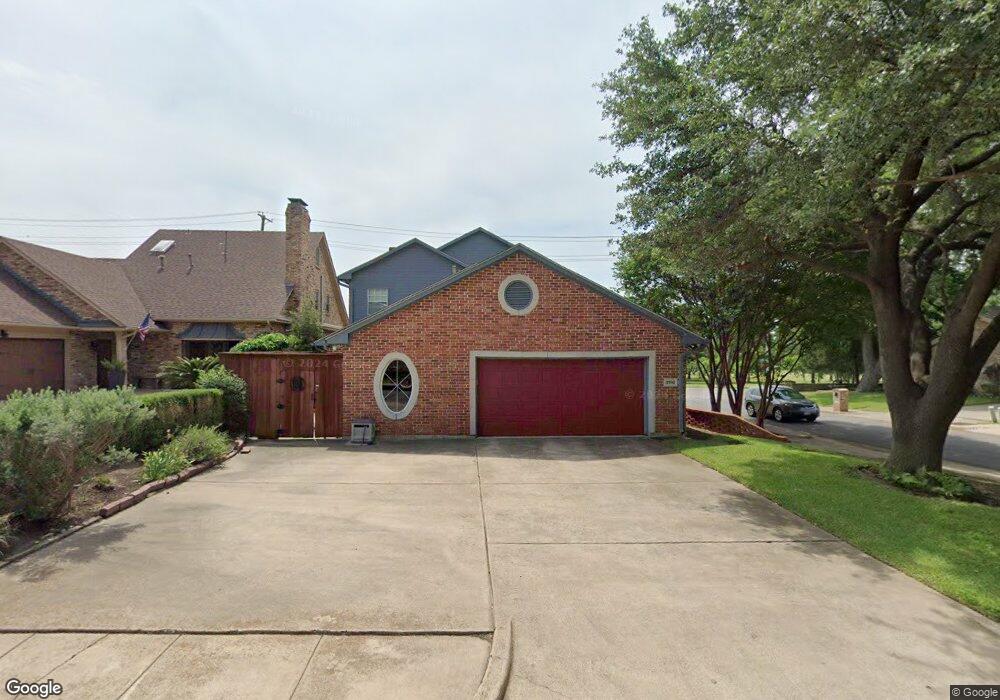 2702 Lawtherwood Ct, Dallas, TX 75214 - photo 1