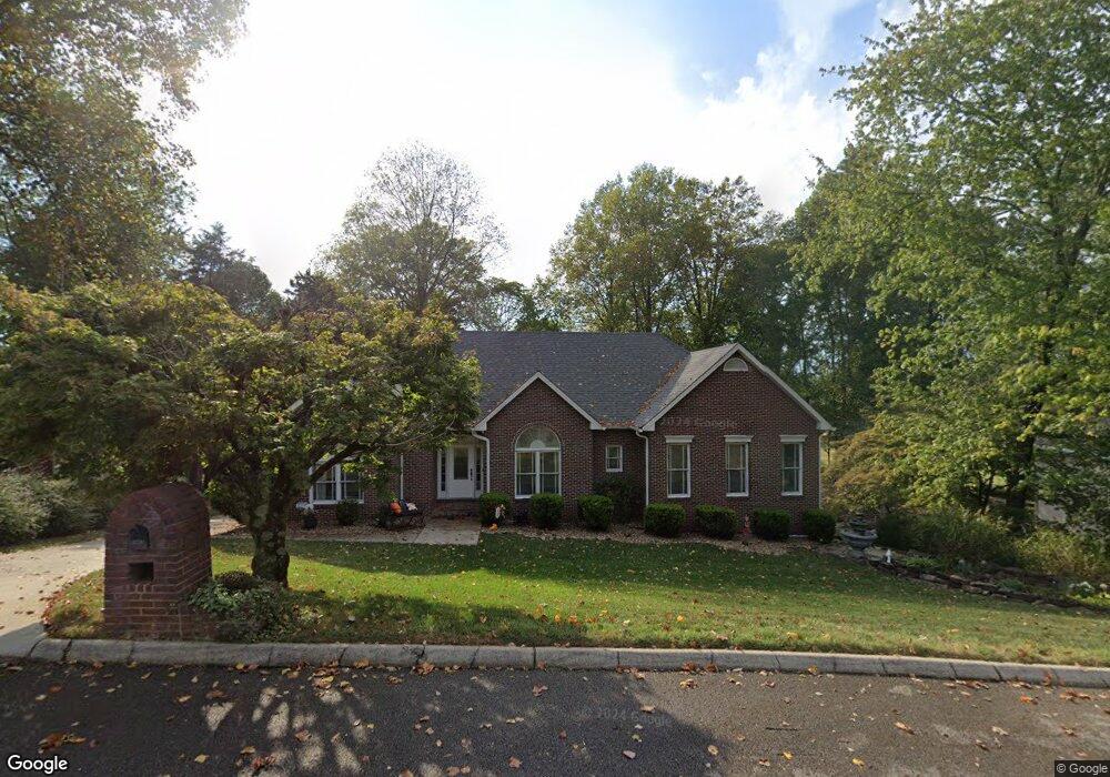 1565 N Plantation Dr, Cookeville, TN 38506 - photo 1