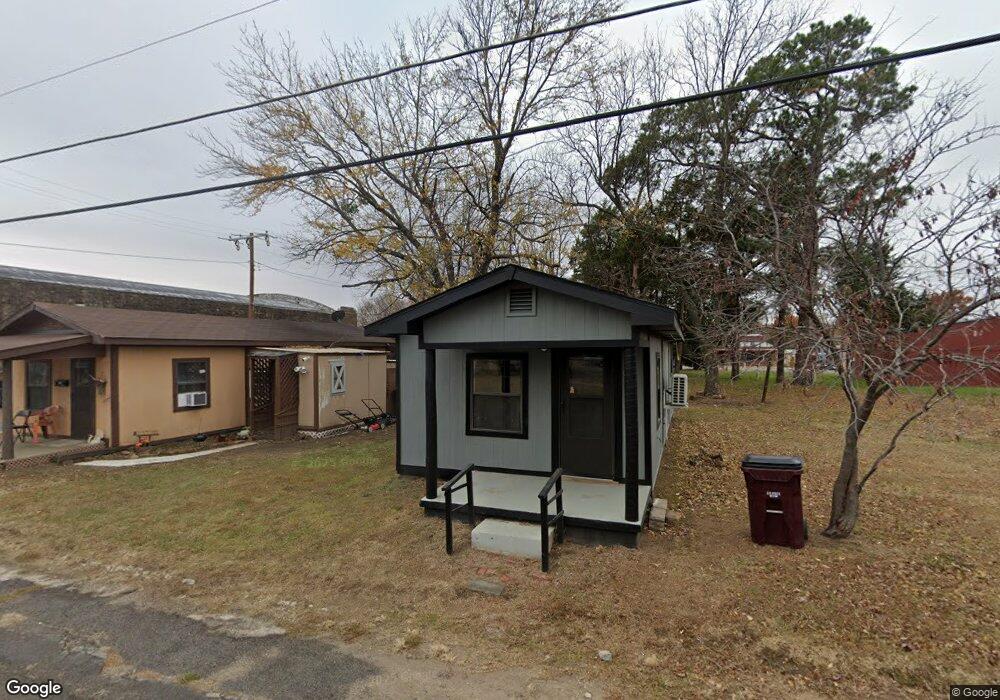 401 N Front St, Eufaula, OK 74432 - photo 1