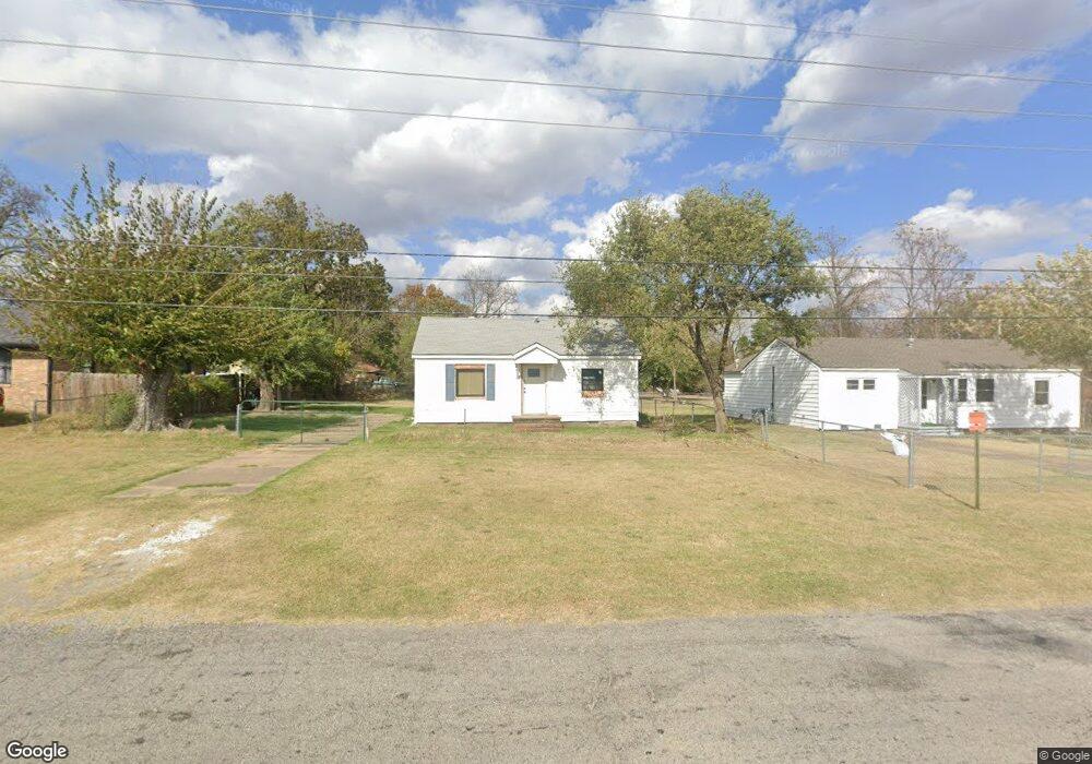 1203 E 20th St, Okmulgee, OK 74447 - photo 1