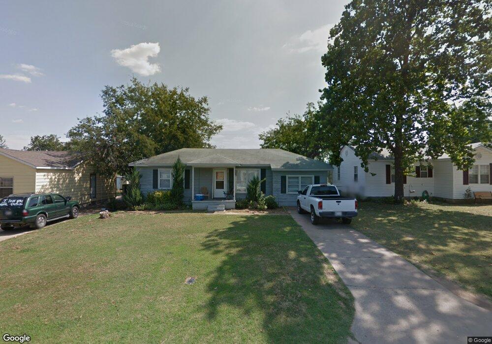 510 Oak St, Ardmore, OK 73401 - photo 1