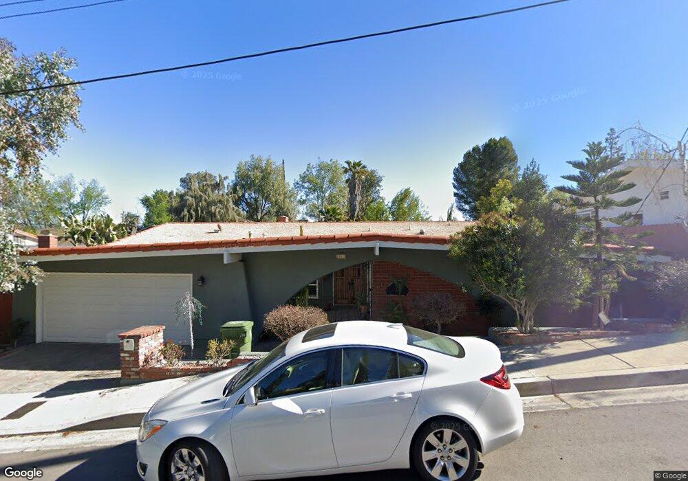 22619 Crespi St, Woodland Hills, CA 91364 - photo 1