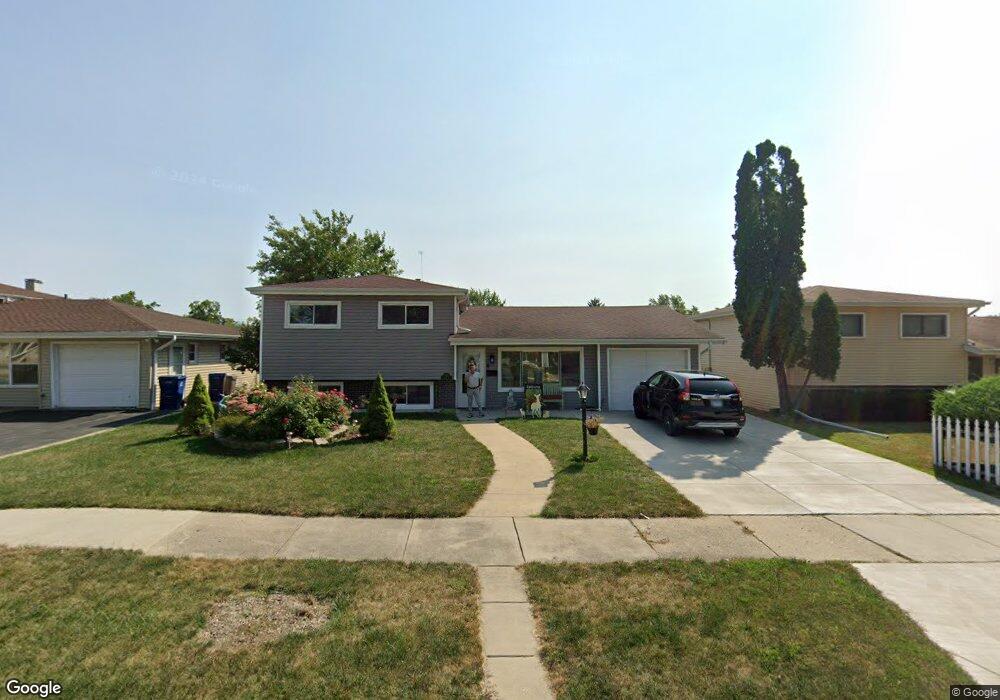 2709 Varonen Ave, Waukegan, IL 60087 - photo 1