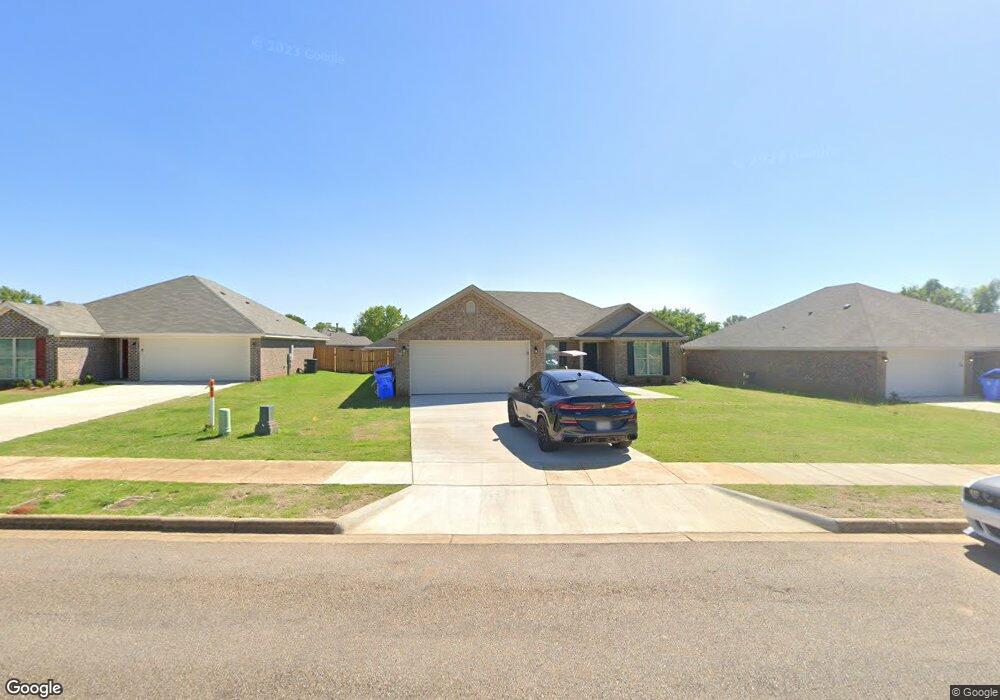 790 Heather Dr, Prattville, AL 36066 - photo 1