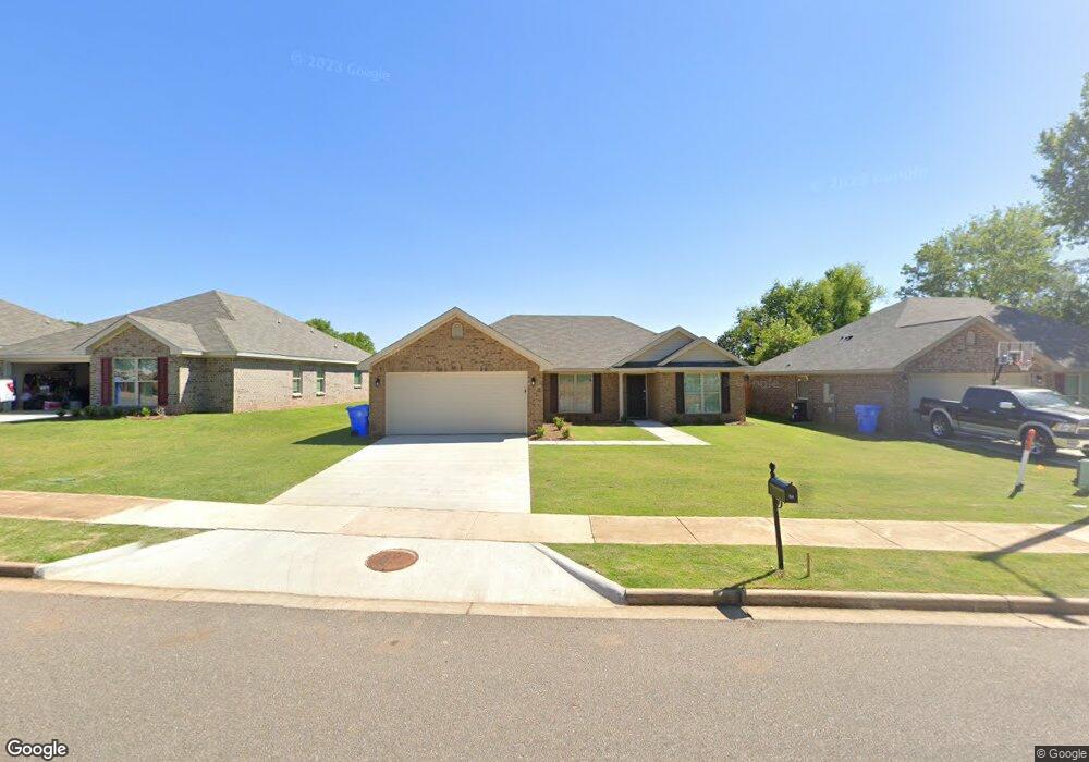 784 Heather Dr, Prattville, AL 36066 - photo 1