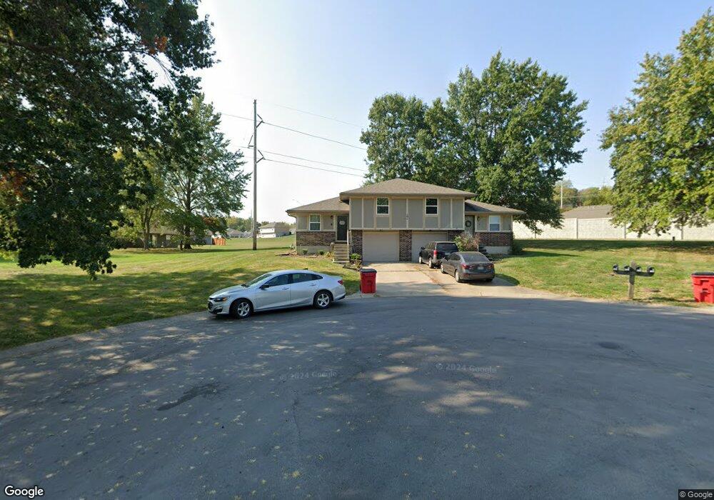 101 SE 24th Terrace unit A, Oak Grove, MO 64075 - photo 1