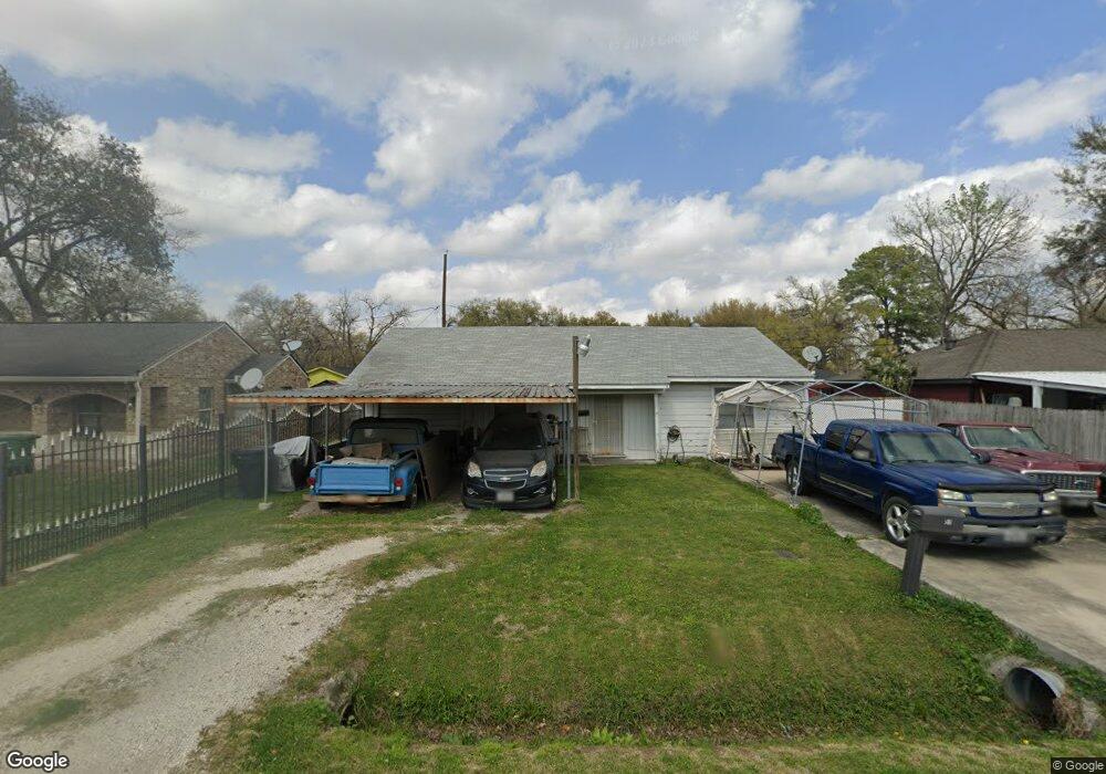 51 Wellford St, Houston, TX 77022 - photo 1