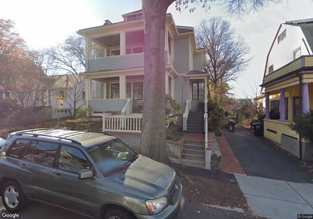 204 Lexington Ave unit 2,204, Cambridge, MA 02138 - photo 1