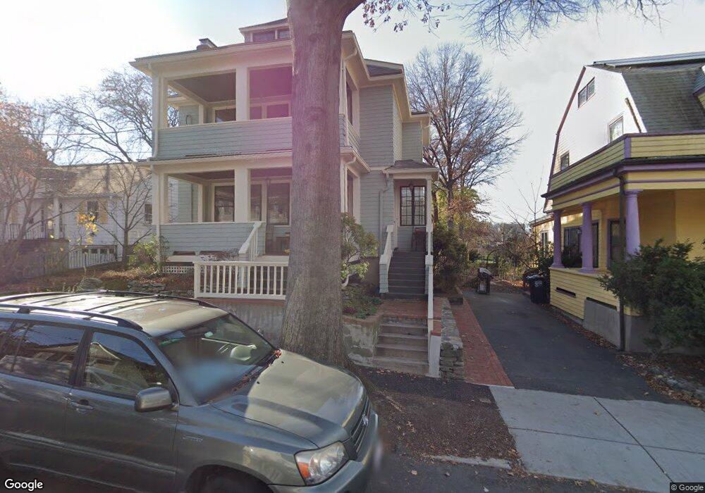 202 Lexington Ave unit 1, Cambridge, MA 02138 - photo 1