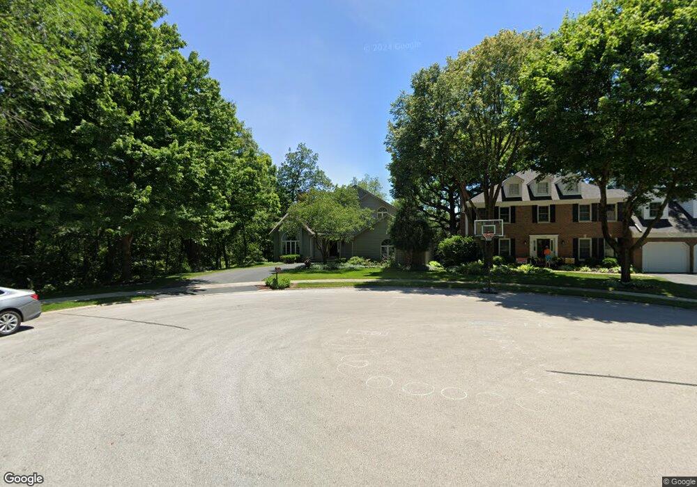 1030 Shimer Ct, Naperville, IL 60565 - photo 1