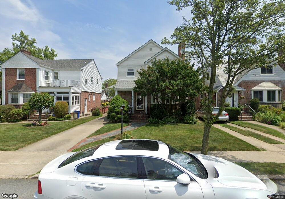 8107 189th St, Hollis, NY 11423 - photo 1