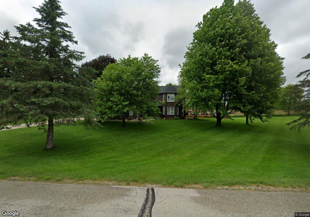 4282 Fond du Lac Dr, Slinger, WI 53086 - photo 1