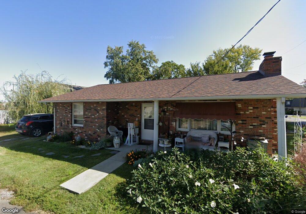 136 W Perry St, Maryville, IL 62062 - photo 1