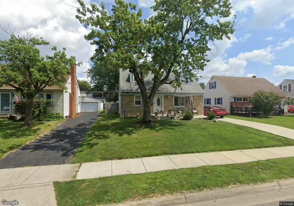 678 Roth Ave, Columbus, OH 43228 - photo 1