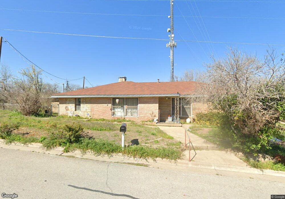 206 Wiggs Ln, Weatherford, TX 76086 - photo 1