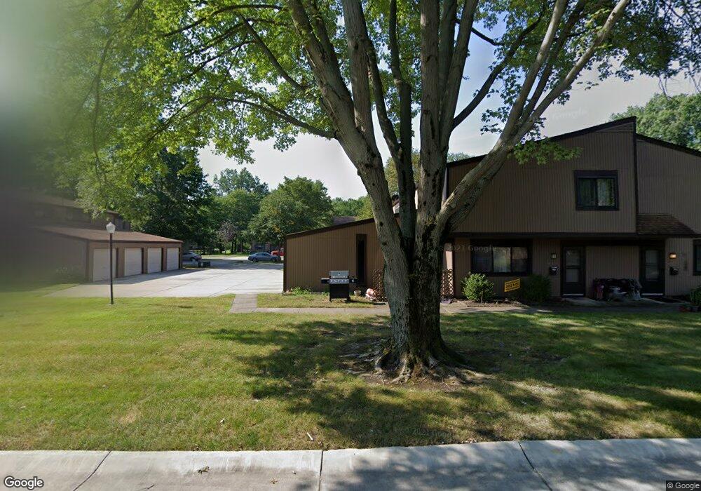 26713 Lake of the Falls Blvd unit 26713, Olmsted Falls, OH 44138 - photo 1