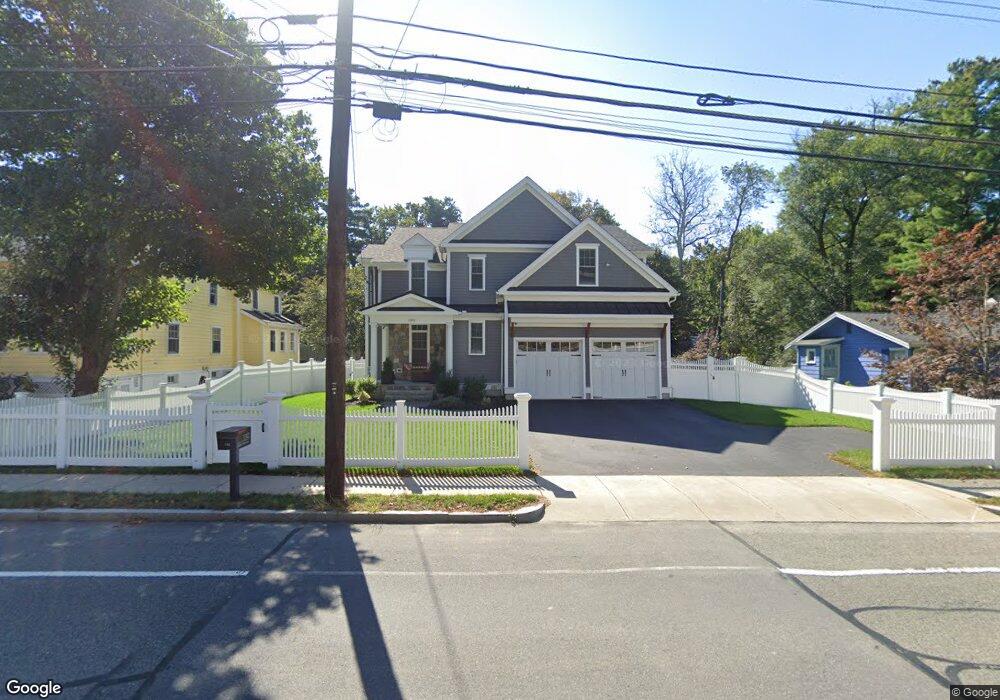 1312 Great Plain Ave, Needham, MA 02492 - photo 1