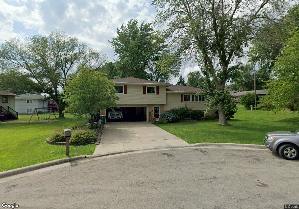 1204 Spartan Ave, Albert Lea, MN 56007 - photo 1