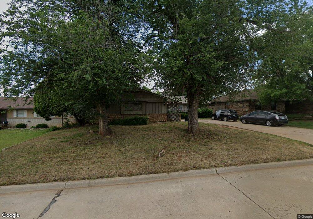 5717 NW 65th St, Warr Acres, OK 73132 - photo 1