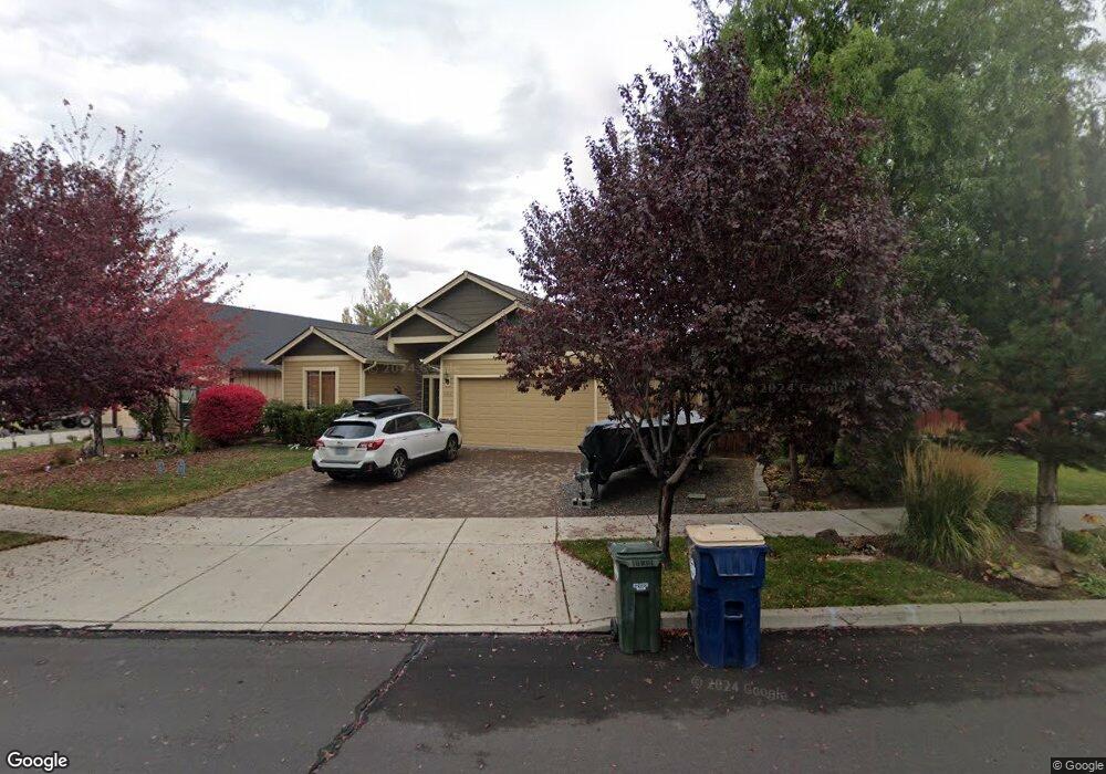 63416 Stacy Ln, Bend, OR 97701 - photo 1