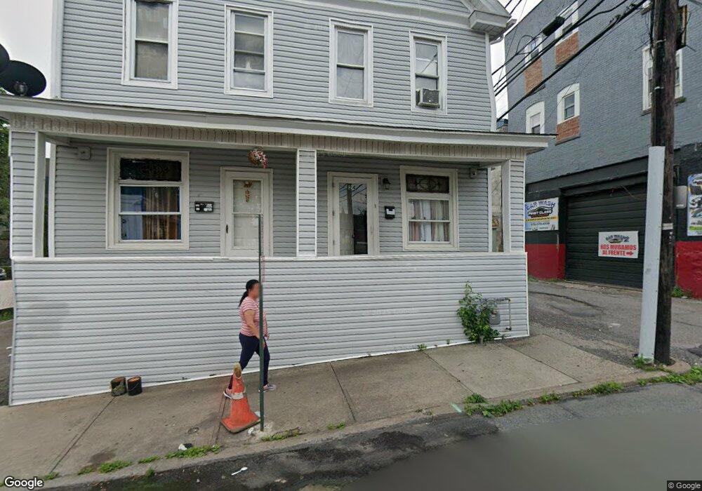 24 W Maple St, Hazleton, PA 18201 - photo 1