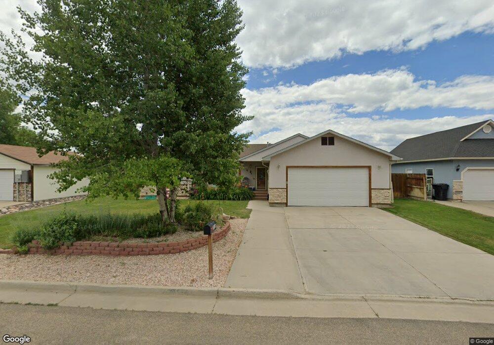 2036 W 2nd St, Craig, CO 81625 - photo 1