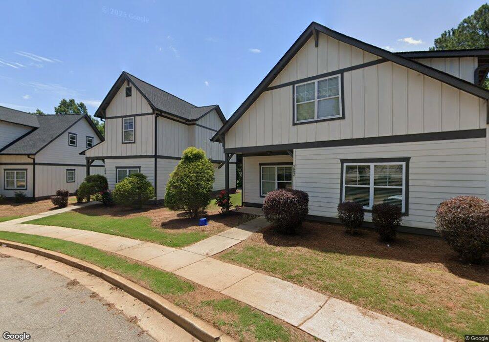 202 Pear Dr, Carrollton, GA 30117 - photo 1