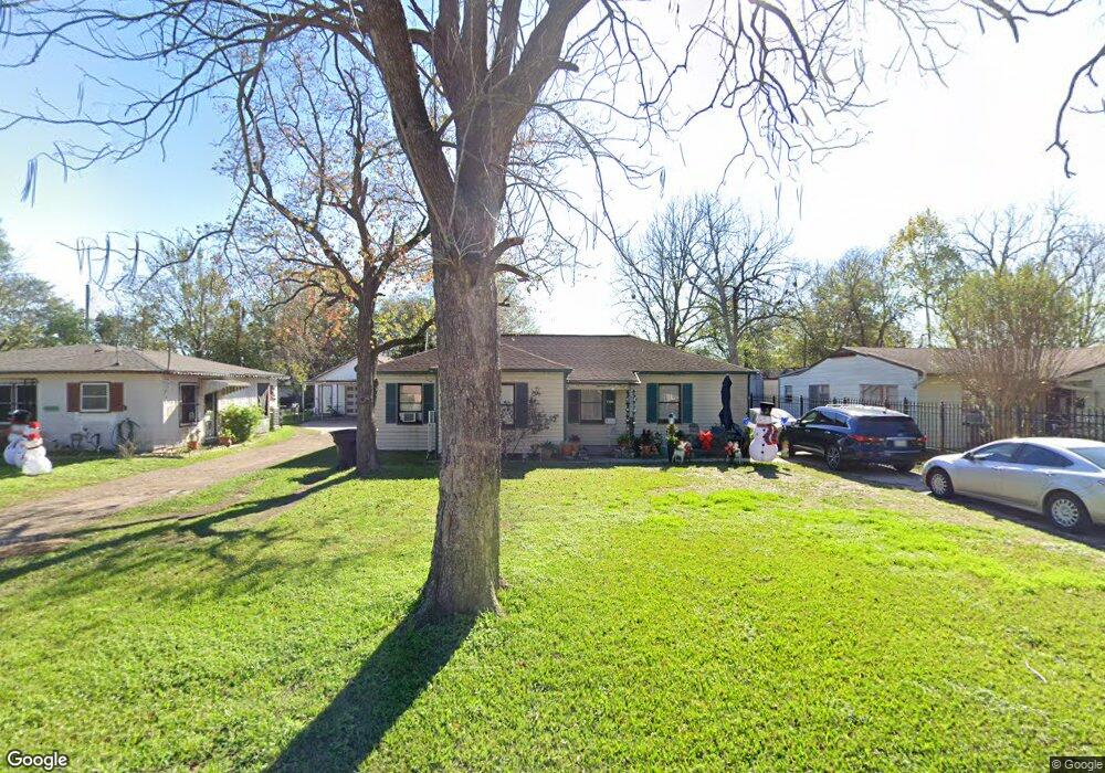 7330 Oak Hill Dr, Houston, TX 77087 - photo 1