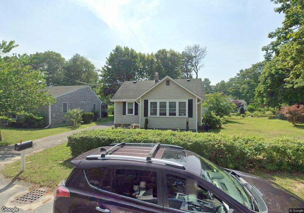 40 Wenonah Rd, Buzzards Bay, MA 02532 - photo 1