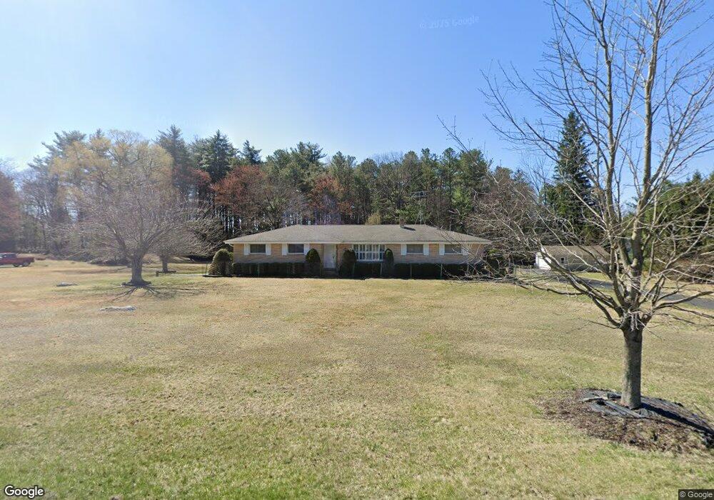 490 Dutch Hill Rd, Canadensis, PA 18325 - photo 1