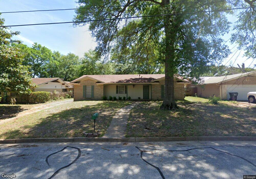 2811 Lisa Ln, Tyler, TX 75701 - photo 1