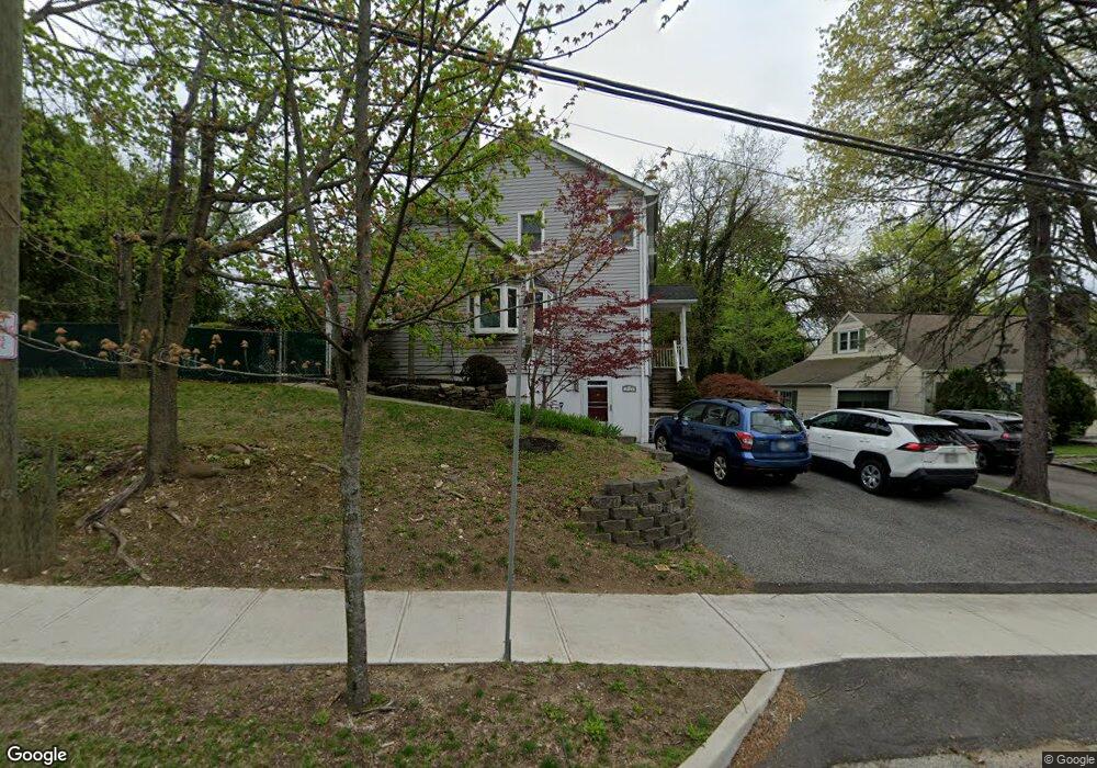 70 Maple St, Croton On Hudson, NY 10520 - photo 1