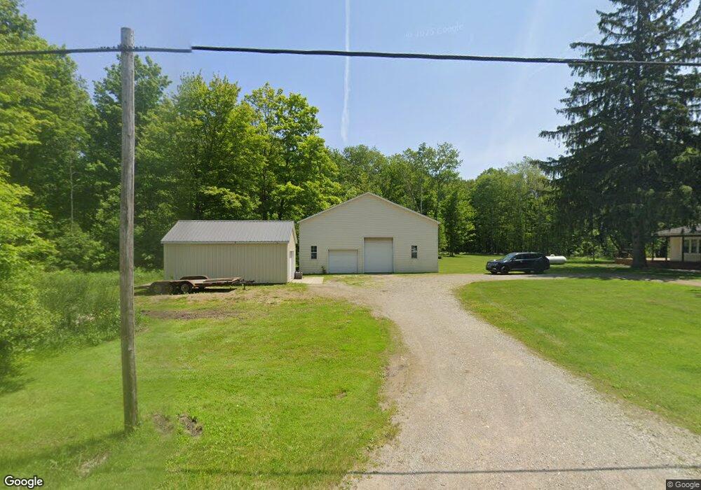 4547 Middle Rd, Conneaut, OH 44030 - photo 1