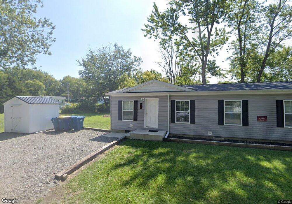 404 E Brick St unit 404 E Brick St, Sheridan, IN 46069 - photo 1