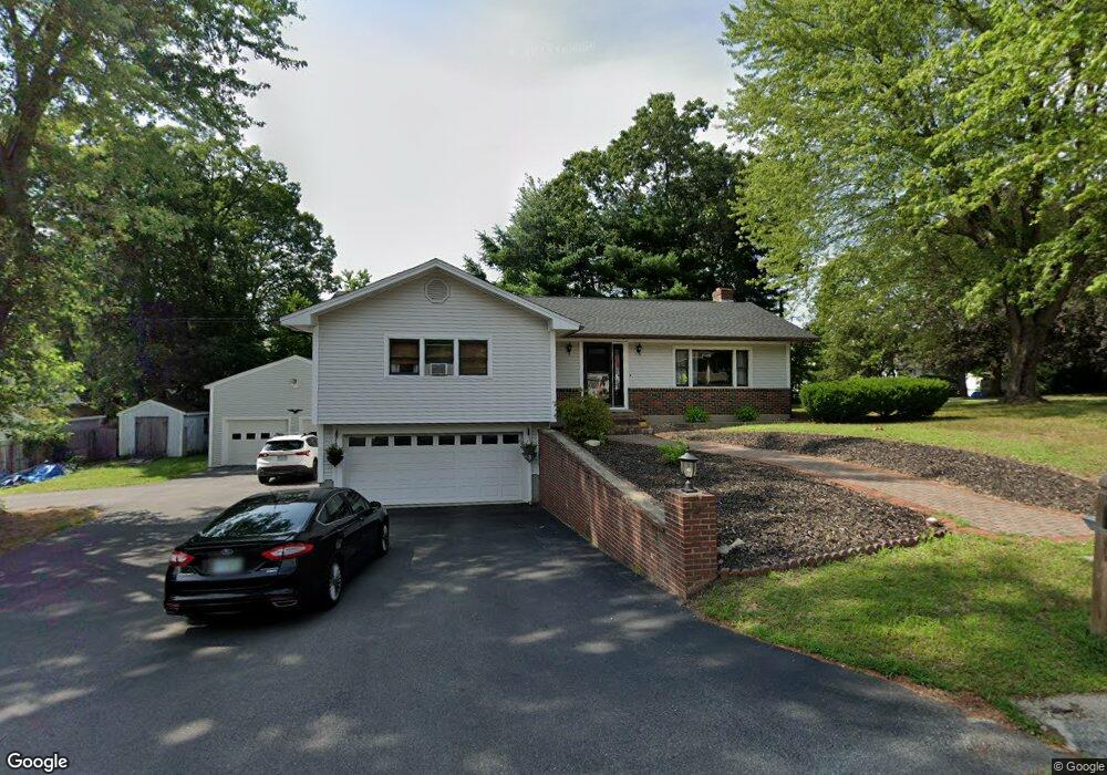 7 Tate St, Hudson, NH 03051 - photo 1