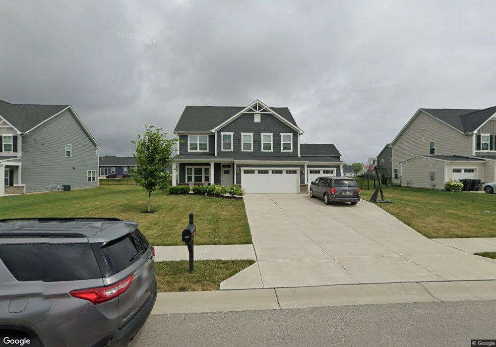 220 Lone Eagle Ln, Whiteland, IN 46184 - photo 1