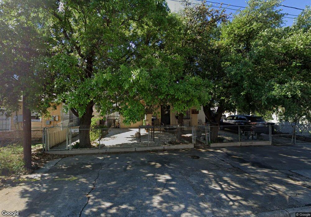 317 E Gustavus St, Laredo, TX 78040 - photo 1