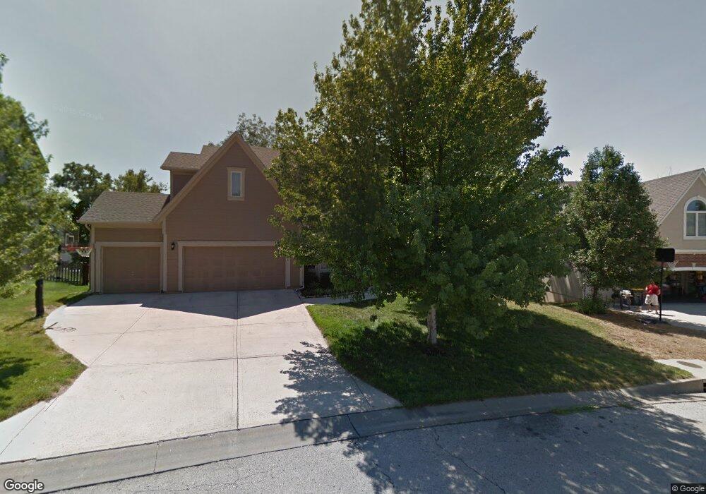 6009 Lone Elm Rd, Shawnee, KS 66218 - photo 1