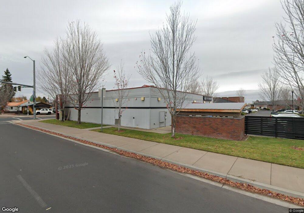 810 SW 11th St, Redmond, OR 97756 - photo 1