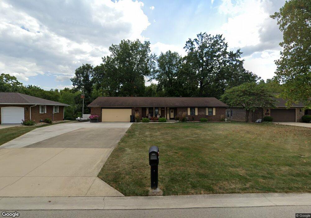 1605 N Lakewood Dr, Effingham, IL 62401 - photo 1