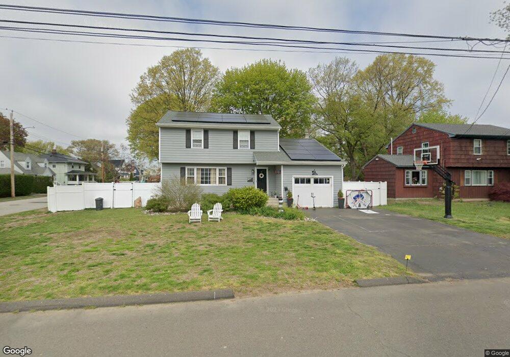 355 Housatonic Ave, Stratford, CT 06615 - photo 1